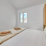 Julia Apartment