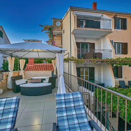 Julia * Трогир