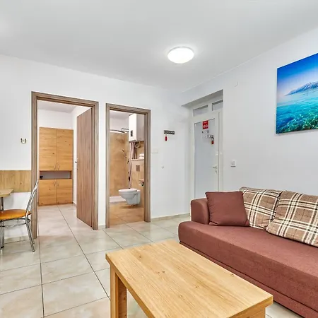 Julia Апартаменты *