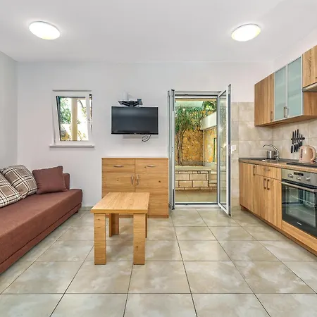 Апартаменты Julia Трогир